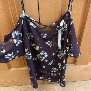 Brand new off the shoulder tank